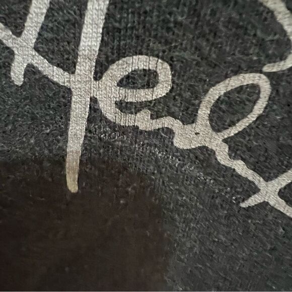 Jimi Hendrix Red Velvet Graphic 2005 Authentic Hendrix LLC ALStyle XXL T Shirt - Picture 11 of 11